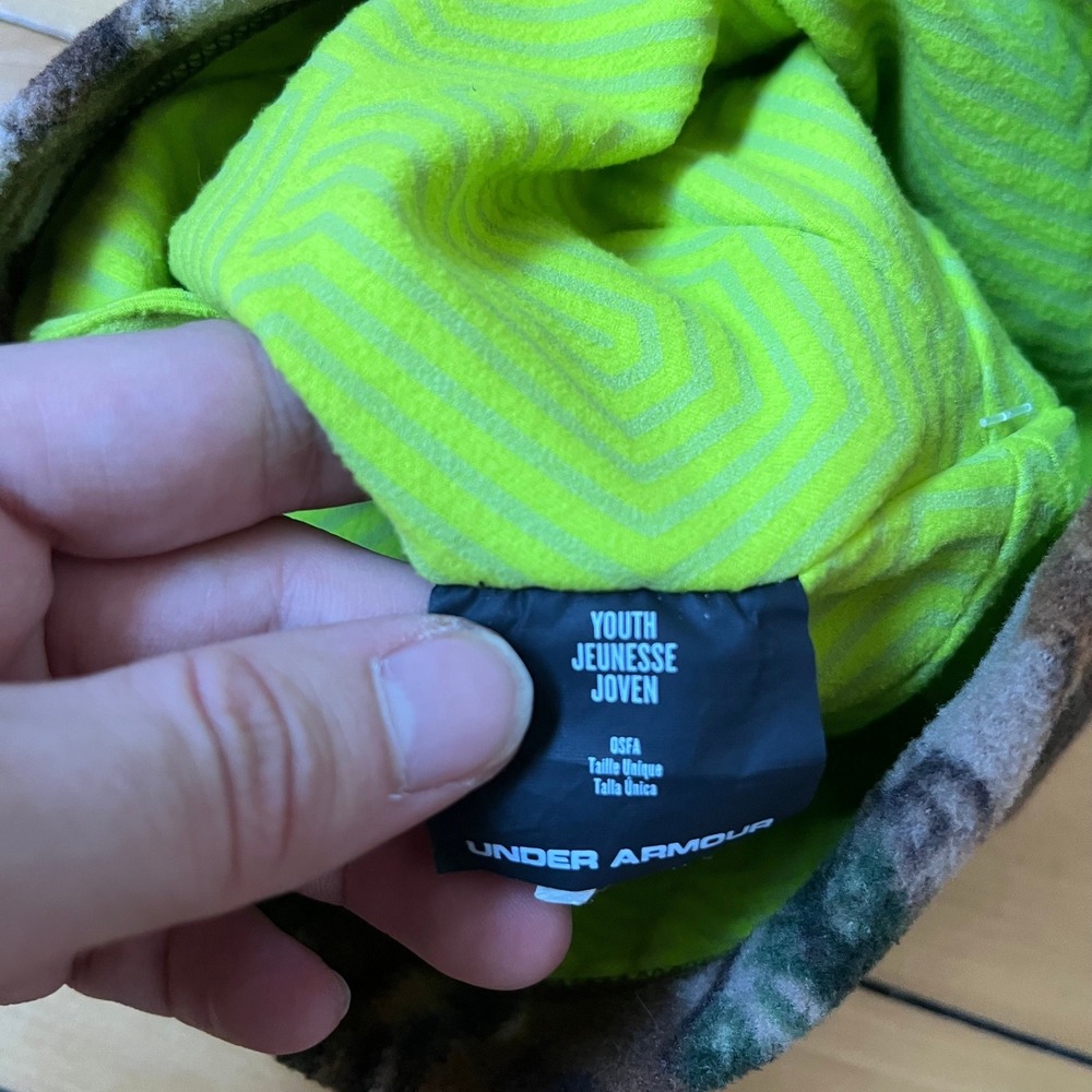Under Armour Youth Scent Control Beanie Camo Neon Green Fleece Hunting Hat OSFA - Picture 3 of 5